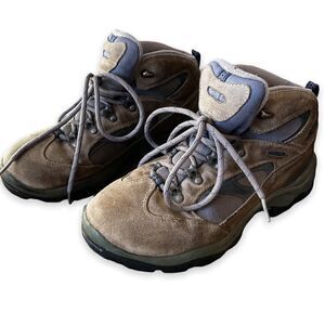 Hi-Tec Women’s Gray and Blue Suede Leather Hiking Walking Boots Size 9.5